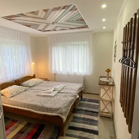 Edelweiss Hotel Lazeshchyna