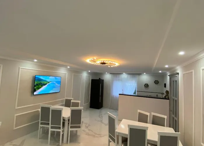 Hotel Edelweiss Lazeshchyna